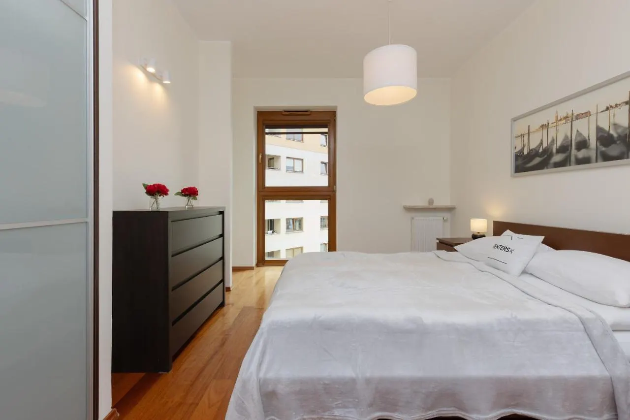 Apartment With Study Powstancow Slaskich By Noclegi Renters Warsaw 0*,